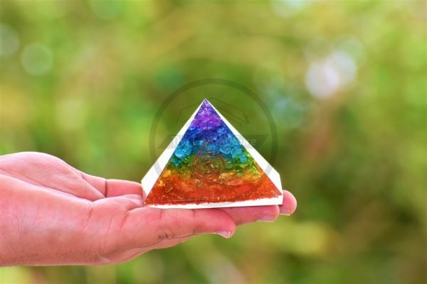 Chakra layer onyx Pyramid